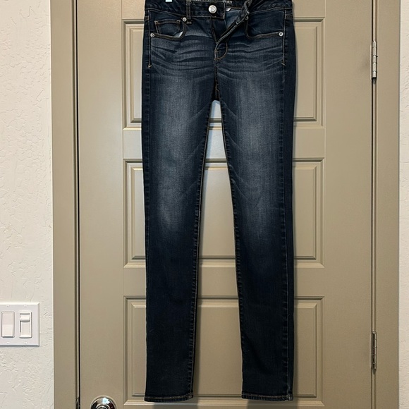 Jean Femme American Eagle – Taille 2L, Skinny, Délavé Clair, Super Stretch, Vieilli (occasion Très Bon état)